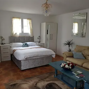 https://renard-retreat.inbrittany.com