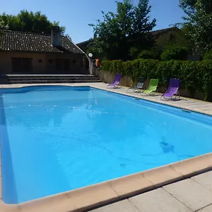 https://chambres-dhotes-des-trouilles.midi-pyreneeshotels.com