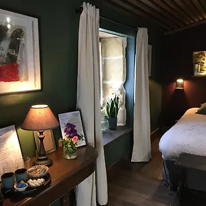 https://le-chteau-de-lunel.midi-pyreneeshotels.com